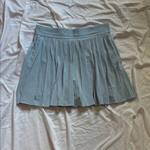 ✨New Listing✨ Aritzia Pleated Blue Women's Skort